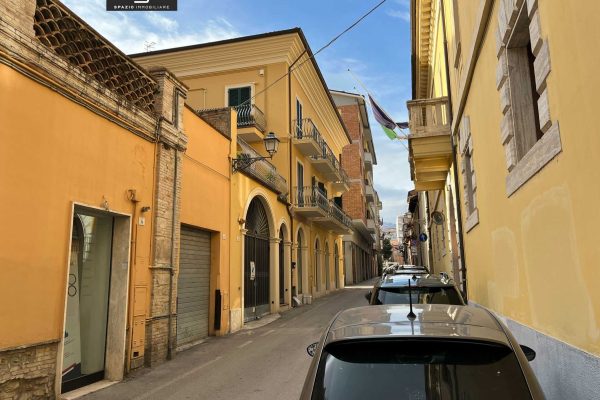 APPARTAMENTO AD USO UFFICIO, PIENO CENTRO